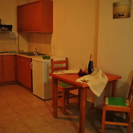 Studio Skourtis * Méthana
